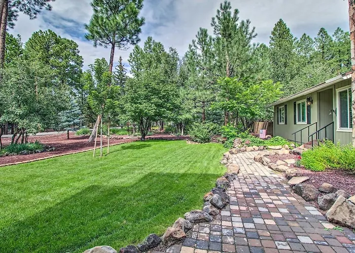 Tall Pine - Games & Gazebo Apartment *